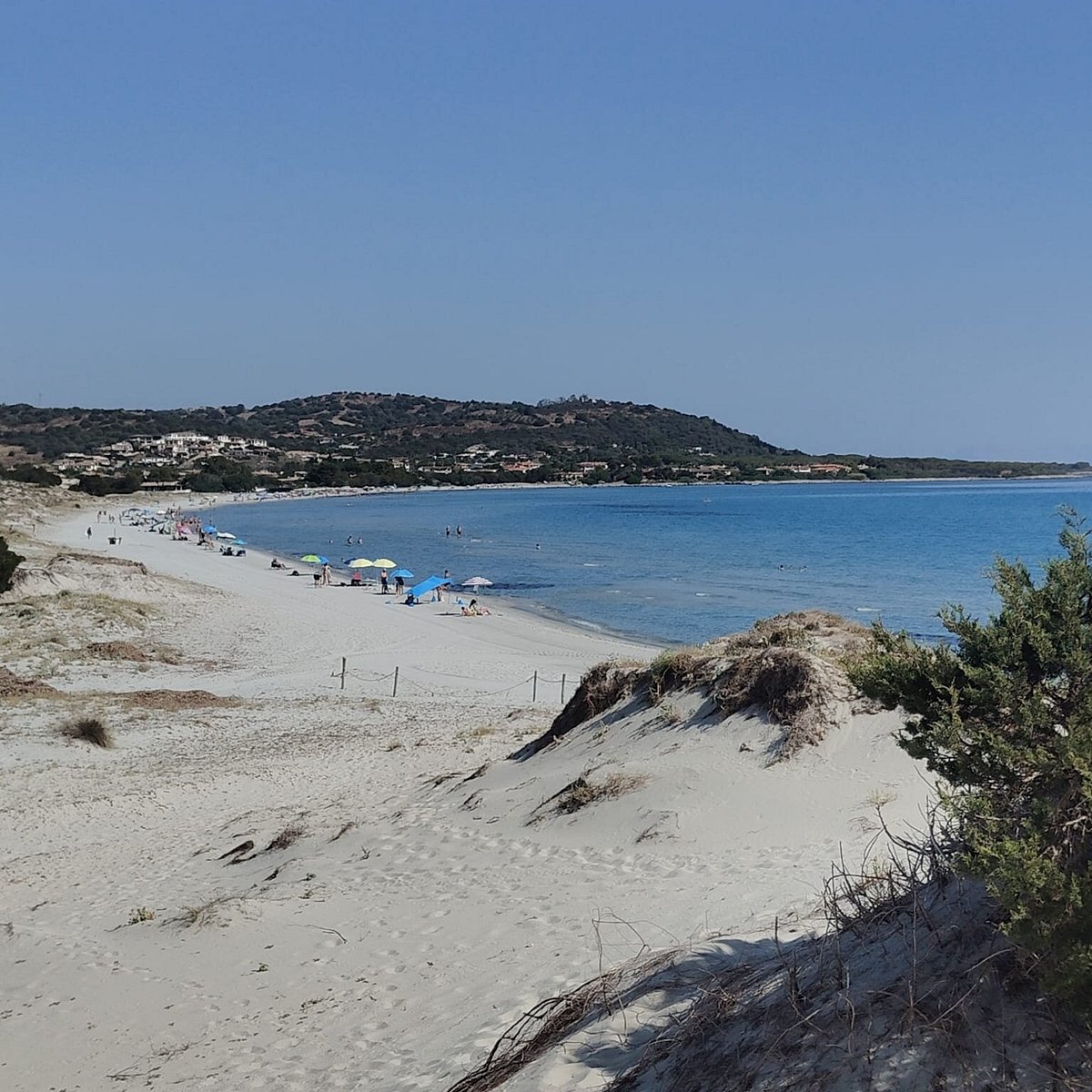 Spiaggia di Capo Comino (Le Saline)