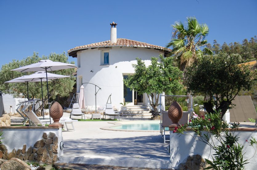[Pool & Nature] Spazioso APT a 5 minuti dal mare