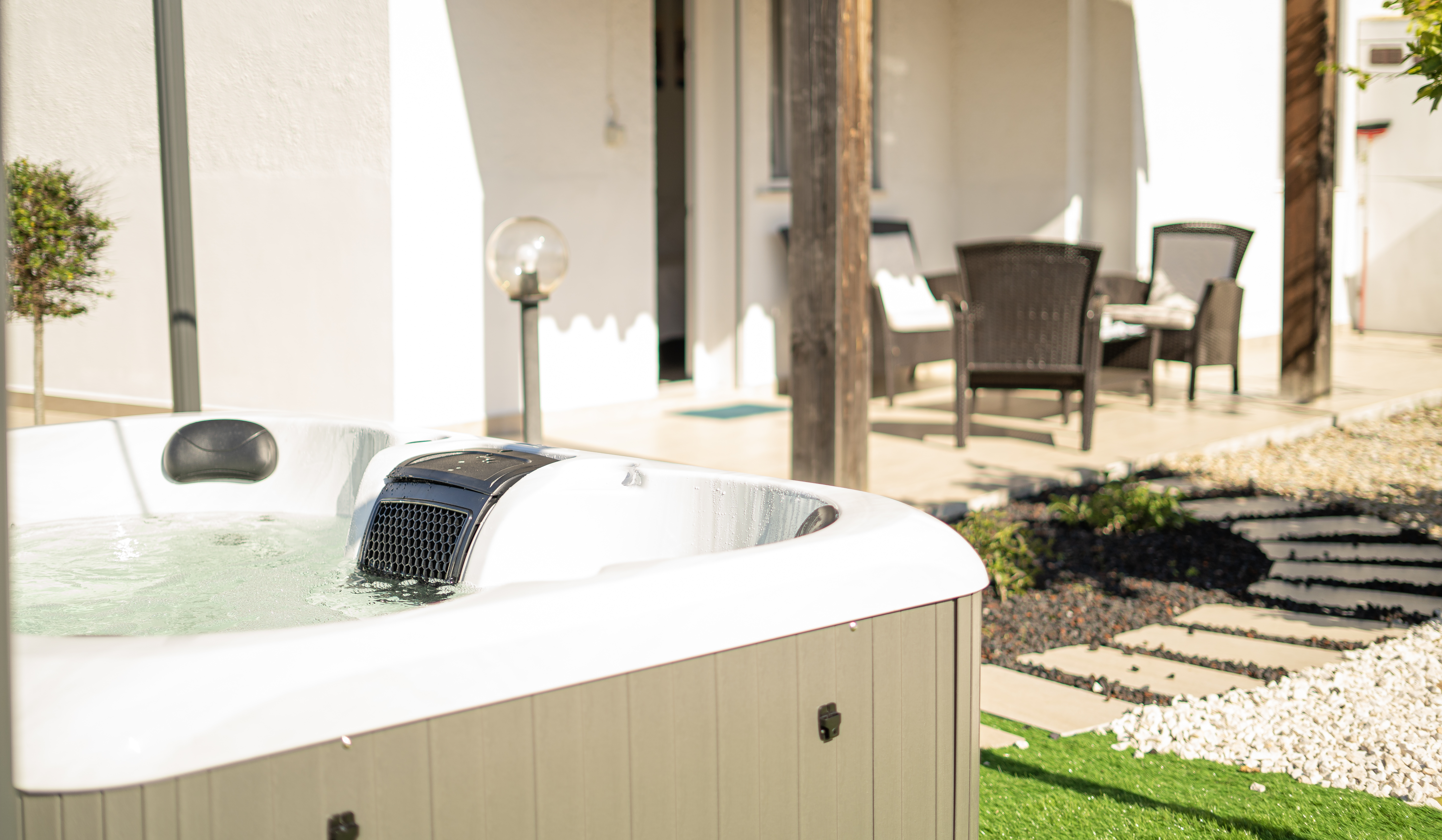 [Giardino con Jacuzzi e BBQ] Spiaggia a 100 metri