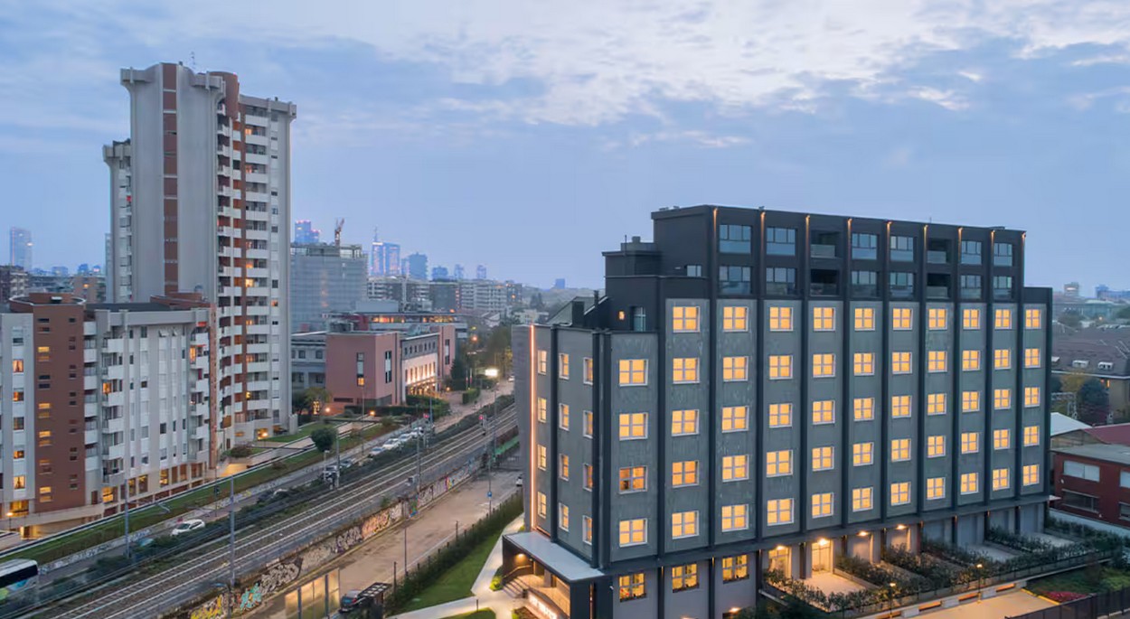 Moderno Bilocale 64mq con Parcheggio e Palestra