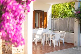 [APT San Teodoro] Parcheggio | Veranda | Wi-Fi