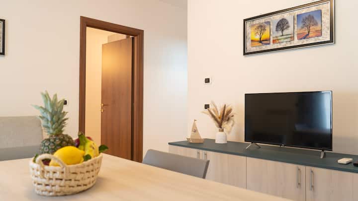 [Cala Spinosa]Apt moderno con Veranda • Parcheggio